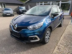 Blå Renault Captur TCe 90 Authentique 0,9 benzin, set skråt forfra